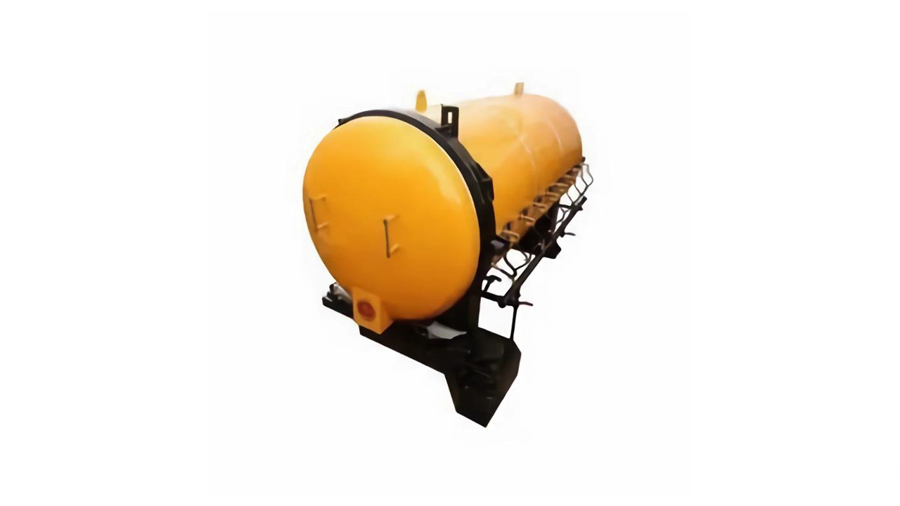 An electric tire curing chamber — the pressure vessel a curing envelope and its vacuum seal have to hold up inside during the cure